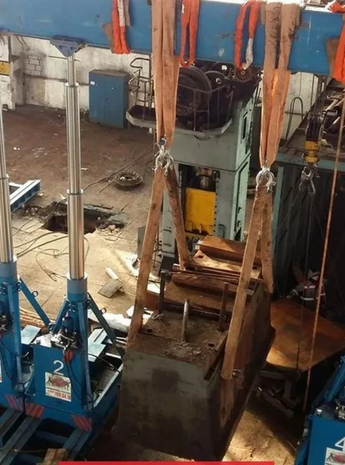 Перебазирование шабота молота из города Заволжья в город Бобруйск | Проекты такелажной компании