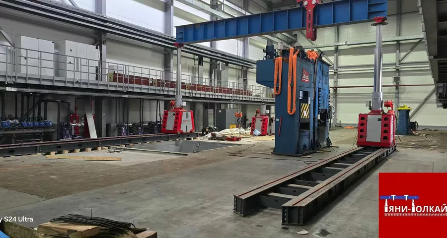 Промежуточное положение прессов Ravne и Lasco VPE 315  | Комплексная операция по перемещению промышленного оборудования  | Такелаж прессов