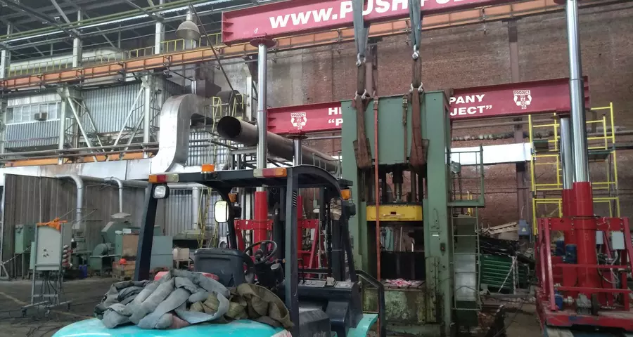 Гидравлическая портальная система 60 тон | Демонтаж, перемещение и установка оборудования во Владимире